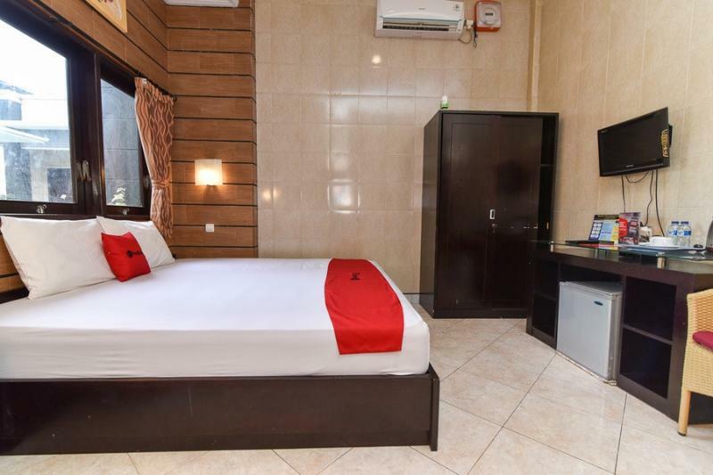 Reddoorz @ Kedonganan Jimbaran Hotel ภายนอก รูปภาพ